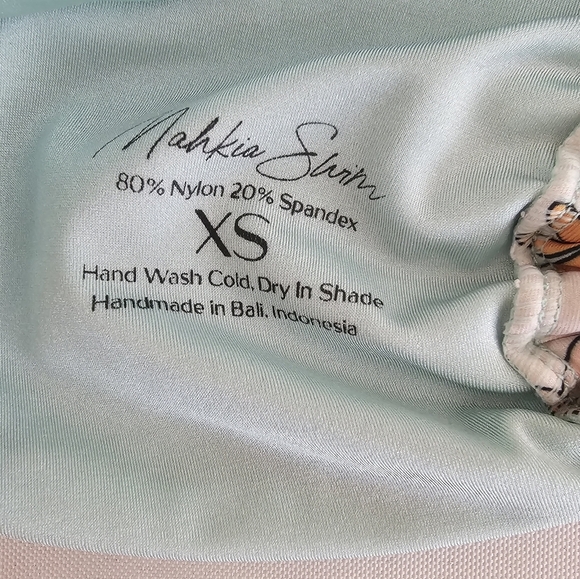 NWT Mahina Swim Floral Bandeau Bikini Top XS Handmade in Bali - Picture 5 of 9